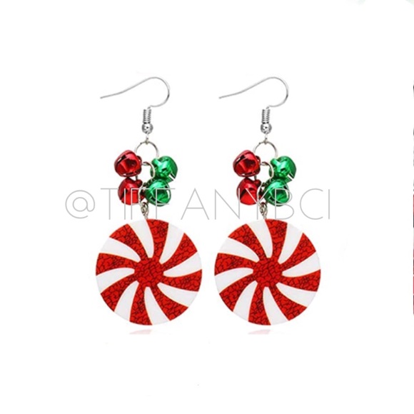 Jewelry - Peppermint Candy Holiday Drop Earrings